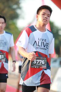 BIB: 3776, 128
                            <button type="button" onclick="openModal(6498487)" class="btn btn-primary btn-sm float-right btn-popup" data-toggle="modal" data-target=".modal-high-quality">
                        <i class="fas fa-shopping-cart"></i> Add to Cart
                    </button>
                                            <button type="button" onclick="isThisMe(6498487, true)" class="btn btn-success btn-sm float-right btn-popup btn-isme hidden" data-toggle="tooltip" data-placement="bottom" title="นี่คือรูปของคุณใช่ไหม คลิกที่นี่เพื่อเอาเข้าอัลบั้ม">
                        <i class="fas fa-plus"></i> Add to album
                    </button>
                    <button type="button" onclick="isThisMe(6498487, false)" class="btn btn-warning btn-sm float-right btn-popup btn-isnotme hidden">
                        <i class="fas fa-ban"></i> Remove from album
                    </button>