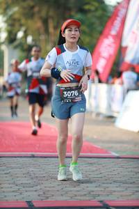 BIB: 3076
                            <button type="button" onclick="openModal(6499045)" class="btn btn-primary btn-sm float-right btn-popup" data-toggle="modal" data-target=".modal-high-quality">
                        <i class="fas fa-shopping-cart"></i> Add to Cart
                    </button>
                                            <button type="button" onclick="isThisMe(6499045, true)" class="btn btn-success btn-sm float-right btn-popup btn-isme hidden" data-toggle="tooltip" data-placement="bottom" title="นี่คือรูปของคุณใช่ไหม คลิกที่นี่เพื่อเอาเข้าอัลบั้ม">
                        <i class="fas fa-plus"></i> Add to album
                    </button>
                    <button type="button" onclick="isThisMe(6499045, false)" class="btn btn-warning btn-sm float-right btn-popup btn-isnotme hidden">
                        <i class="fas fa-ban"></i> Remove from album
                    </button>