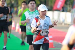 BIB: 7180
                            <button type="button" onclick="openModal(6500512)" class="btn btn-primary btn-sm float-right btn-popup" data-toggle="modal" data-target=".modal-high-quality">
                        <i class="fas fa-shopping-cart"></i> Add to Cart
                    </button>
                                            <button type="button" onclick="isThisMe(6500512, true)" class="btn btn-success btn-sm float-right btn-popup btn-isme hidden" data-toggle="tooltip" data-placement="bottom" title="นี่คือรูปของคุณใช่ไหม คลิกที่นี่เพื่อเอาเข้าอัลบั้ม">
                        <i class="fas fa-plus"></i> Add to album
                    </button>
                    <button type="button" onclick="isThisMe(6500512, false)" class="btn btn-warning btn-sm float-right btn-popup btn-isnotme hidden">
                        <i class="fas fa-ban"></i> Remove from album
                    </button>