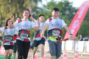 BIB: 7628, 7853, 6607
                            <button type="button" onclick="openModal(6501708)" class="btn btn-primary btn-sm float-right btn-popup" data-toggle="modal" data-target=".modal-high-quality">
                        <i class="fas fa-shopping-cart"></i> Add to Cart
                    </button>
                                            <button type="button" onclick="isThisMe(6501708, true)" class="btn btn-success btn-sm float-right btn-popup btn-isme hidden" data-toggle="tooltip" data-placement="bottom" title="นี่คือรูปของคุณใช่ไหม คลิกที่นี่เพื่อเอาเข้าอัลบั้ม">
                        <i class="fas fa-plus"></i> Add to album
                    </button>
                    <button type="button" onclick="isThisMe(6501708, false)" class="btn btn-warning btn-sm float-right btn-popup btn-isnotme hidden">
                        <i class="fas fa-ban"></i> Remove from album
                    </button>