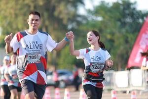 BIB: 7091, 7261
                            <button type="button" onclick="openModal(6502275)" class="btn btn-primary btn-sm float-right btn-popup" data-toggle="modal" data-target=".modal-high-quality">
                        <i class="fas fa-shopping-cart"></i> Add to Cart
                    </button>
                                            <button type="button" onclick="isThisMe(6502275, true)" class="btn btn-success btn-sm float-right btn-popup btn-isme hidden" data-toggle="tooltip" data-placement="bottom" title="นี่คือรูปของคุณใช่ไหม คลิกที่นี่เพื่อเอาเข้าอัลบั้ม">
                        <i class="fas fa-plus"></i> Add to album
                    </button>
                    <button type="button" onclick="isThisMe(6502275, false)" class="btn btn-warning btn-sm float-right btn-popup btn-isnotme hidden">
                        <i class="fas fa-ban"></i> Remove from album
                    </button>