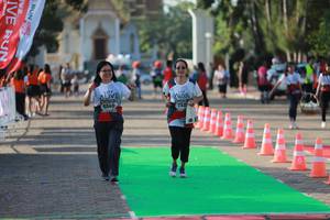 BIB: 
                            <button type="button" onclick="openModal(6505366)" class="btn btn-primary btn-sm float-right btn-popup" data-toggle="modal" data-target=".modal-high-quality">
                        <i class="fas fa-shopping-cart"></i> Add to Cart
                    </button>
                                            <button type="button" onclick="isThisMe(6505366, true)" class="btn btn-success btn-sm float-right btn-popup btn-isme hidden" data-toggle="tooltip" data-placement="bottom" title="นี่คือรูปของคุณใช่ไหม คลิกที่นี่เพื่อเอาเข้าอัลบั้ม">
                        <i class="fas fa-plus"></i> Add to album
                    </button>
                    <button type="button" onclick="isThisMe(6505366, false)" class="btn btn-warning btn-sm float-right btn-popup btn-isnotme hidden">
                        <i class="fas fa-ban"></i> Remove from album
                    </button>