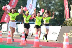 BIB: 
                            <button type="button" onclick="openModal(6501541)" class="btn btn-primary btn-sm float-right btn-popup" data-toggle="modal" data-target=".modal-high-quality">
                        <i class="fas fa-shopping-cart"></i> Add to Cart
                    </button>
                                            <button type="button" onclick="isThisMe(6501541, true)" class="btn btn-success btn-sm float-right btn-popup btn-isme hidden" data-toggle="tooltip" data-placement="bottom" title="นี่คือรูปของคุณใช่ไหม คลิกที่นี่เพื่อเอาเข้าอัลบั้ม">
                        <i class="fas fa-plus"></i> Add to album
                    </button>
                    <button type="button" onclick="isThisMe(6501541, false)" class="btn btn-warning btn-sm float-right btn-popup btn-isnotme hidden">
                        <i class="fas fa-ban"></i> Remove from album
                    </button>