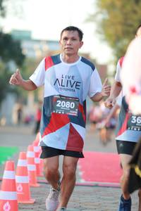 BIB: 2080
                            <button type="button" onclick="openModal(6498447)" class="btn btn-primary btn-sm float-right btn-popup" data-toggle="modal" data-target=".modal-high-quality">
                        <i class="fas fa-shopping-cart"></i> Add to Cart
                    </button>
                                            <button type="button" onclick="isThisMe(6498447, true)" class="btn btn-success btn-sm float-right btn-popup btn-isme hidden" data-toggle="tooltip" data-placement="bottom" title="นี่คือรูปของคุณใช่ไหม คลิกที่นี่เพื่อเอาเข้าอัลบั้ม">
                        <i class="fas fa-plus"></i> Add to album
                    </button>
                    <button type="button" onclick="isThisMe(6498447, false)" class="btn btn-warning btn-sm float-right btn-popup btn-isnotme hidden">
                        <i class="fas fa-ban"></i> Remove from album
                    </button>