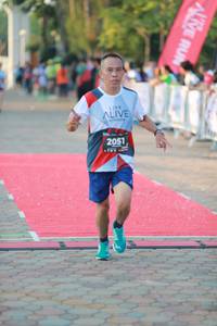 BIB: 2051
                            <button type="button" onclick="openModal(6493739)" class="btn btn-primary btn-sm float-right btn-popup" data-toggle="modal" data-target=".modal-high-quality">
                        <i class="fas fa-shopping-cart"></i> Add to Cart
                    </button>
                                            <button type="button" onclick="isThisMe(6493739, true)" class="btn btn-success btn-sm float-right btn-popup btn-isme hidden" data-toggle="tooltip" data-placement="bottom" title="นี่คือรูปของคุณใช่ไหม คลิกที่นี่เพื่อเอาเข้าอัลบั้ม">
                        <i class="fas fa-plus"></i> Add to album
                    </button>
                    <button type="button" onclick="isThisMe(6493739, false)" class="btn btn-warning btn-sm float-right btn-popup btn-isnotme hidden">
                        <i class="fas fa-ban"></i> Remove from album
                    </button>