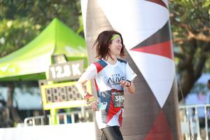 BIB: 128, 389
                            <button type="button" onclick="openModal(6503163)" class="btn btn-primary btn-sm float-right btn-popup" data-toggle="modal" data-target=".modal-high-quality">
                        <i class="fas fa-shopping-cart"></i> Add to Cart
                    </button>
                                            <button type="button" onclick="isThisMe(6503163, true)" class="btn btn-success btn-sm float-right btn-popup btn-isme hidden" data-toggle="tooltip" data-placement="bottom" title="นี่คือรูปของคุณใช่ไหม คลิกที่นี่เพื่อเอาเข้าอัลบั้ม">
                        <i class="fas fa-plus"></i> Add to album
                    </button>
                    <button type="button" onclick="isThisMe(6503163, false)" class="btn btn-warning btn-sm float-right btn-popup btn-isnotme hidden">
                        <i class="fas fa-ban"></i> Remove from album
                    </button>