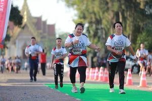 BIB: 6422, 6550, 6556
                            <button type="button" onclick="openModal(6504258)" class="btn btn-primary btn-sm float-right btn-popup" data-toggle="modal" data-target=".modal-high-quality">
                        <i class="fas fa-shopping-cart"></i> Add to Cart
                    </button>
                                            <button type="button" onclick="isThisMe(6504258, true)" class="btn btn-success btn-sm float-right btn-popup btn-isme hidden" data-toggle="tooltip" data-placement="bottom" title="นี่คือรูปของคุณใช่ไหม คลิกที่นี่เพื่อเอาเข้าอัลบั้ม">
                        <i class="fas fa-plus"></i> Add to album
                    </button>
                    <button type="button" onclick="isThisMe(6504258, false)" class="btn btn-warning btn-sm float-right btn-popup btn-isnotme hidden">
                        <i class="fas fa-ban"></i> Remove from album
                    </button>