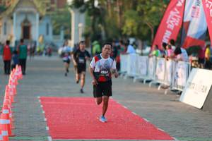 BIB: 2848
                            <button type="button" onclick="openModal(6493451)" class="btn btn-primary btn-sm float-right btn-popup" data-toggle="modal" data-target=".modal-high-quality">
                        <i class="fas fa-shopping-cart"></i> Add to Cart
                    </button>
                                            <button type="button" onclick="isThisMe(6493451, true)" class="btn btn-success btn-sm float-right btn-popup btn-isme hidden" data-toggle="tooltip" data-placement="bottom" title="นี่คือรูปของคุณใช่ไหม คลิกที่นี่เพื่อเอาเข้าอัลบั้ม">
                        <i class="fas fa-plus"></i> Add to album
                    </button>
                    <button type="button" onclick="isThisMe(6493451, false)" class="btn btn-warning btn-sm float-right btn-popup btn-isnotme hidden">
                        <i class="fas fa-ban"></i> Remove from album
                    </button>