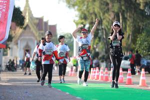 BIB: 6910, 3772, 7419, 7470
                            <button type="button" onclick="openModal(6504908)" class="btn btn-primary btn-sm float-right btn-popup" data-toggle="modal" data-target=".modal-high-quality">
                        <i class="fas fa-shopping-cart"></i> Add to Cart
                    </button>
                                            <button type="button" onclick="isThisMe(6504908, true)" class="btn btn-success btn-sm float-right btn-popup btn-isme hidden" data-toggle="tooltip" data-placement="bottom" title="นี่คือรูปของคุณใช่ไหม คลิกที่นี่เพื่อเอาเข้าอัลบั้ม">
                        <i class="fas fa-plus"></i> Add to album
                    </button>
                    <button type="button" onclick="isThisMe(6504908, false)" class="btn btn-warning btn-sm float-right btn-popup btn-isnotme hidden">
                        <i class="fas fa-ban"></i> Remove from album
                    </button>