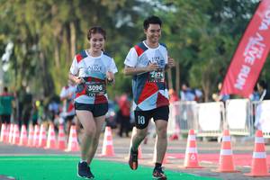 BIB: 3096
                            <button type="button" onclick="openModal(6501293)" class="btn btn-primary btn-sm float-right btn-popup" data-toggle="modal" data-target=".modal-high-quality">
                        <i class="fas fa-shopping-cart"></i> Add to Cart
                    </button>
                                            <button type="button" onclick="isThisMe(6501293, true)" class="btn btn-success btn-sm float-right btn-popup btn-isme hidden" data-toggle="tooltip" data-placement="bottom" title="นี่คือรูปของคุณใช่ไหม คลิกที่นี่เพื่อเอาเข้าอัลบั้ม">
                        <i class="fas fa-plus"></i> Add to album
                    </button>
                    <button type="button" onclick="isThisMe(6501293, false)" class="btn btn-warning btn-sm float-right btn-popup btn-isnotme hidden">
                        <i class="fas fa-ban"></i> Remove from album
                    </button>