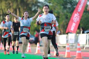 BIB: 7905, 7514
                            <button type="button" onclick="openModal(6500862)" class="btn btn-primary btn-sm float-right btn-popup" data-toggle="modal" data-target=".modal-high-quality">
                        <i class="fas fa-shopping-cart"></i> Add to Cart
                    </button>
                                            <button type="button" onclick="isThisMe(6500862, true)" class="btn btn-success btn-sm float-right btn-popup btn-isme hidden" data-toggle="tooltip" data-placement="bottom" title="นี่คือรูปของคุณใช่ไหม คลิกที่นี่เพื่อเอาเข้าอัลบั้ม">
                        <i class="fas fa-plus"></i> Add to album
                    </button>
                    <button type="button" onclick="isThisMe(6500862, false)" class="btn btn-warning btn-sm float-right btn-popup btn-isnotme hidden">
                        <i class="fas fa-ban"></i> Remove from album
                    </button>