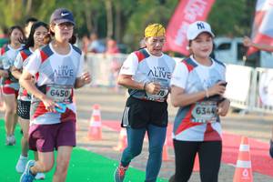 BIB: 6450, 6344
                            <button type="button" onclick="openModal(6501777)" class="btn btn-primary btn-sm float-right btn-popup" data-toggle="modal" data-target=".modal-high-quality">
                        <i class="fas fa-shopping-cart"></i> Add to Cart
                    </button>
                                            <button type="button" onclick="isThisMe(6501777, true)" class="btn btn-success btn-sm float-right btn-popup btn-isme hidden" data-toggle="tooltip" data-placement="bottom" title="นี่คือรูปของคุณใช่ไหม คลิกที่นี่เพื่อเอาเข้าอัลบั้ม">
                        <i class="fas fa-plus"></i> Add to album
                    </button>
                    <button type="button" onclick="isThisMe(6501777, false)" class="btn btn-warning btn-sm float-right btn-popup btn-isnotme hidden">
                        <i class="fas fa-ban"></i> Remove from album
                    </button>