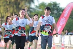 BIB: 7628, 7853, 6607
                            <button type="button" onclick="openModal(6501714)" class="btn btn-primary btn-sm float-right btn-popup" data-toggle="modal" data-target=".modal-high-quality">
                        <i class="fas fa-shopping-cart"></i> Add to Cart
                    </button>
                                            <button type="button" onclick="isThisMe(6501714, true)" class="btn btn-success btn-sm float-right btn-popup btn-isme hidden" data-toggle="tooltip" data-placement="bottom" title="นี่คือรูปของคุณใช่ไหม คลิกที่นี่เพื่อเอาเข้าอัลบั้ม">
                        <i class="fas fa-plus"></i> Add to album
                    </button>
                    <button type="button" onclick="isThisMe(6501714, false)" class="btn btn-warning btn-sm float-right btn-popup btn-isnotme hidden">
                        <i class="fas fa-ban"></i> Remove from album
                    </button>