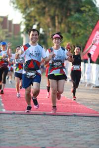 BIB: 4164, 2639, 2154, 2608
                            <button type="button" onclick="openModal(6499320)" class="btn btn-primary btn-sm float-right btn-popup" data-toggle="modal" data-target=".modal-high-quality">
                        <i class="fas fa-shopping-cart"></i> Add to Cart
                    </button>
                                            <button type="button" onclick="isThisMe(6499320, true)" class="btn btn-success btn-sm float-right btn-popup btn-isme hidden" data-toggle="tooltip" data-placement="bottom" title="นี่คือรูปของคุณใช่ไหม คลิกที่นี่เพื่อเอาเข้าอัลบั้ม">
                        <i class="fas fa-plus"></i> Add to album
                    </button>
                    <button type="button" onclick="isThisMe(6499320, false)" class="btn btn-warning btn-sm float-right btn-popup btn-isnotme hidden">
                        <i class="fas fa-ban"></i> Remove from album
                    </button>