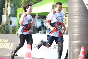 BIB: 316, 3798
                            <button type="button" onclick="openModal(6503386)" class="btn btn-primary btn-sm float-right btn-popup" data-toggle="modal" data-target=".modal-high-quality">
                        <i class="fas fa-shopping-cart"></i> Add to Cart
                    </button>
                                            <button type="button" onclick="isThisMe(6503386, true)" class="btn btn-success btn-sm float-right btn-popup btn-isme hidden" data-toggle="tooltip" data-placement="bottom" title="นี่คือรูปของคุณใช่ไหม คลิกที่นี่เพื่อเอาเข้าอัลบั้ม">
                        <i class="fas fa-plus"></i> Add to album
                    </button>
                    <button type="button" onclick="isThisMe(6503386, false)" class="btn btn-warning btn-sm float-right btn-popup btn-isnotme hidden">
                        <i class="fas fa-ban"></i> Remove from album
                    </button>