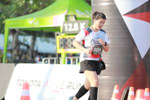 BIB: 128, 2204
                            <button type="button" onclick="openModal(6504540)" class="btn btn-primary btn-sm float-right btn-popup" data-toggle="modal" data-target=".modal-high-quality">
                        <i class="fas fa-shopping-cart"></i> Add to Cart
                    </button>
                                            <button type="button" onclick="isThisMe(6504540, true)" class="btn btn-success btn-sm float-right btn-popup btn-isme hidden" data-toggle="tooltip" data-placement="bottom" title="นี่คือรูปของคุณใช่ไหม คลิกที่นี่เพื่อเอาเข้าอัลบั้ม">
                        <i class="fas fa-plus"></i> Add to album
                    </button>
                    <button type="button" onclick="isThisMe(6504540, false)" class="btn btn-warning btn-sm float-right btn-popup btn-isnotme hidden">
                        <i class="fas fa-ban"></i> Remove from album
                    </button>