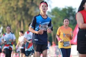 BIB: 7179, 6702
                            <button type="button" onclick="openModal(6501317)" class="btn btn-primary btn-sm float-right btn-popup" data-toggle="modal" data-target=".modal-high-quality">
                        <i class="fas fa-shopping-cart"></i> Add to Cart
                    </button>
                                            <button type="button" onclick="isThisMe(6501317, true)" class="btn btn-success btn-sm float-right btn-popup btn-isme hidden" data-toggle="tooltip" data-placement="bottom" title="นี่คือรูปของคุณใช่ไหม คลิกที่นี่เพื่อเอาเข้าอัลบั้ม">
                        <i class="fas fa-plus"></i> Add to album
                    </button>
                    <button type="button" onclick="isThisMe(6501317, false)" class="btn btn-warning btn-sm float-right btn-popup btn-isnotme hidden">
                        <i class="fas fa-ban"></i> Remove from album
                    </button>