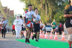 BIB: 7739, 932
                            <button type="button" onclick="openModal(6500959)" class="btn btn-primary btn-sm float-right btn-popup" data-toggle="modal" data-target=".modal-high-quality">
                        <i class="fas fa-shopping-cart"></i> Add to Cart
                    </button>
                                            <button type="button" onclick="isThisMe(6500959, true)" class="btn btn-success btn-sm float-right btn-popup btn-isme hidden" data-toggle="tooltip" data-placement="bottom" title="นี่คือรูปของคุณใช่ไหม คลิกที่นี่เพื่อเอาเข้าอัลบั้ม">
                        <i class="fas fa-plus"></i> Add to album
                    </button>
                    <button type="button" onclick="isThisMe(6500959, false)" class="btn btn-warning btn-sm float-right btn-popup btn-isnotme hidden">
                        <i class="fas fa-ban"></i> Remove from album
                    </button>