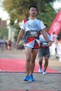 BIB: 2032, 2060
                            <button type="button" onclick="openModal(6498757)" class="btn btn-primary btn-sm float-right btn-popup" data-toggle="modal" data-target=".modal-high-quality">
                        <i class="fas fa-shopping-cart"></i> Add to Cart
                    </button>
                                            <button type="button" onclick="isThisMe(6498757, true)" class="btn btn-success btn-sm float-right btn-popup btn-isme hidden" data-toggle="tooltip" data-placement="bottom" title="นี่คือรูปของคุณใช่ไหม คลิกที่นี่เพื่อเอาเข้าอัลบั้ม">
                        <i class="fas fa-plus"></i> Add to album
                    </button>
                    <button type="button" onclick="isThisMe(6498757, false)" class="btn btn-warning btn-sm float-right btn-popup btn-isnotme hidden">
                        <i class="fas fa-ban"></i> Remove from album
                    </button>