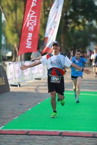 BIB: 3741
                            <button type="button" onclick="openModal(6500490)" class="btn btn-primary btn-sm float-right btn-popup" data-toggle="modal" data-target=".modal-high-quality">
                        <i class="fas fa-shopping-cart"></i> Add to Cart
                    </button>
                                            <button type="button" onclick="isThisMe(6500490, true)" class="btn btn-success btn-sm float-right btn-popup btn-isme hidden" data-toggle="tooltip" data-placement="bottom" title="นี่คือรูปของคุณใช่ไหม คลิกที่นี่เพื่อเอาเข้าอัลบั้ม">
                        <i class="fas fa-plus"></i> Add to album
                    </button>
                    <button type="button" onclick="isThisMe(6500490, false)" class="btn btn-warning btn-sm float-right btn-popup btn-isnotme hidden">
                        <i class="fas fa-ban"></i> Remove from album
                    </button>