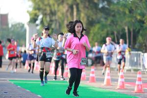 BIB: 622
                            <button type="button" onclick="openModal(6502471)" class="btn btn-primary btn-sm float-right btn-popup" data-toggle="modal" data-target=".modal-high-quality">
                        <i class="fas fa-shopping-cart"></i> Add to Cart
                    </button>
                                            <button type="button" onclick="isThisMe(6502471, true)" class="btn btn-success btn-sm float-right btn-popup btn-isme hidden" data-toggle="tooltip" data-placement="bottom" title="นี่คือรูปของคุณใช่ไหม คลิกที่นี่เพื่อเอาเข้าอัลบั้ม">
                        <i class="fas fa-plus"></i> Add to album
                    </button>
                    <button type="button" onclick="isThisMe(6502471, false)" class="btn btn-warning btn-sm float-right btn-popup btn-isnotme hidden">
                        <i class="fas fa-ban"></i> Remove from album
                    </button>