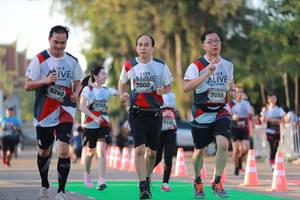 BIB: 7000, 6240, 7058, 7152, 7148
                            <button type="button" onclick="openModal(6501144)" class="btn btn-primary btn-sm float-right btn-popup" data-toggle="modal" data-target=".modal-high-quality">
                        <i class="fas fa-shopping-cart"></i> Add to Cart
                    </button>
                                            <button type="button" onclick="isThisMe(6501144, true)" class="btn btn-success btn-sm float-right btn-popup btn-isme hidden" data-toggle="tooltip" data-placement="bottom" title="นี่คือรูปของคุณใช่ไหม คลิกที่นี่เพื่อเอาเข้าอัลบั้ม">
                        <i class="fas fa-plus"></i> Add to album
                    </button>
                    <button type="button" onclick="isThisMe(6501144, false)" class="btn btn-warning btn-sm float-right btn-popup btn-isnotme hidden">
                        <i class="fas fa-ban"></i> Remove from album
                    </button>