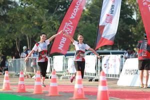 BIB: 3824, 2019
                            <button type="button" onclick="openModal(6504702)" class="btn btn-primary btn-sm float-right btn-popup" data-toggle="modal" data-target=".modal-high-quality">
                        <i class="fas fa-shopping-cart"></i> Add to Cart
                    </button>
                                            <button type="button" onclick="isThisMe(6504702, true)" class="btn btn-success btn-sm float-right btn-popup btn-isme hidden" data-toggle="tooltip" data-placement="bottom" title="นี่คือรูปของคุณใช่ไหม คลิกที่นี่เพื่อเอาเข้าอัลบั้ม">
                        <i class="fas fa-plus"></i> Add to album
                    </button>
                    <button type="button" onclick="isThisMe(6504702, false)" class="btn btn-warning btn-sm float-right btn-popup btn-isnotme hidden">
                        <i class="fas fa-ban"></i> Remove from album
                    </button>