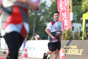 BIB: 2960
                            <button type="button" onclick="openModal(6501326)" class="btn btn-primary btn-sm float-right btn-popup" data-toggle="modal" data-target=".modal-high-quality">
                        <i class="fas fa-shopping-cart"></i> Add to Cart
                    </button>
                                            <button type="button" onclick="isThisMe(6501326, true)" class="btn btn-success btn-sm float-right btn-popup btn-isme hidden" data-toggle="tooltip" data-placement="bottom" title="นี่คือรูปของคุณใช่ไหม คลิกที่นี่เพื่อเอาเข้าอัลบั้ม">
                        <i class="fas fa-plus"></i> Add to album
                    </button>
                    <button type="button" onclick="isThisMe(6501326, false)" class="btn btn-warning btn-sm float-right btn-popup btn-isnotme hidden">
                        <i class="fas fa-ban"></i> Remove from album
                    </button>