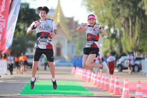 BIB: 6969, 3106
                            <button type="button" onclick="openModal(6505445)" class="btn btn-primary btn-sm float-right btn-popup" data-toggle="modal" data-target=".modal-high-quality">
                        <i class="fas fa-shopping-cart"></i> Add to Cart
                    </button>
                                            <button type="button" onclick="isThisMe(6505445, true)" class="btn btn-success btn-sm float-right btn-popup btn-isme hidden" data-toggle="tooltip" data-placement="bottom" title="นี่คือรูปของคุณใช่ไหม คลิกที่นี่เพื่อเอาเข้าอัลบั้ม">
                        <i class="fas fa-plus"></i> Add to album
                    </button>
                    <button type="button" onclick="isThisMe(6505445, false)" class="btn btn-warning btn-sm float-right btn-popup btn-isnotme hidden">
                        <i class="fas fa-ban"></i> Remove from album
                    </button>