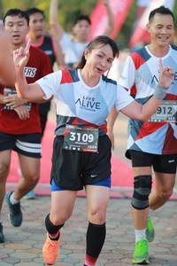 BIB: 912, 3109, 128
                            <button type="button" onclick="openModal(6500225)" class="btn btn-primary btn-sm float-right btn-popup" data-toggle="modal" data-target=".modal-high-quality">
                        <i class="fas fa-shopping-cart"></i> Add to Cart
                    </button>
                                            <button type="button" onclick="isThisMe(6500225, true)" class="btn btn-success btn-sm float-right btn-popup btn-isme hidden" data-toggle="tooltip" data-placement="bottom" title="นี่คือรูปของคุณใช่ไหม คลิกที่นี่เพื่อเอาเข้าอัลบั้ม">
                        <i class="fas fa-plus"></i> Add to album
                    </button>
                    <button type="button" onclick="isThisMe(6500225, false)" class="btn btn-warning btn-sm float-right btn-popup btn-isnotme hidden">
                        <i class="fas fa-ban"></i> Remove from album
                    </button>