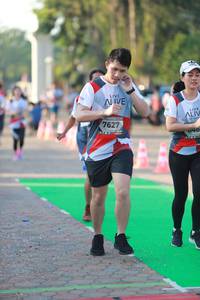 BIB: 7627, 040
                            <button type="button" onclick="openModal(6502074)" class="btn btn-primary btn-sm float-right btn-popup" data-toggle="modal" data-target=".modal-high-quality">
                        <i class="fas fa-shopping-cart"></i> Add to Cart
                    </button>
                                            <button type="button" onclick="isThisMe(6502074, true)" class="btn btn-success btn-sm float-right btn-popup btn-isme hidden" data-toggle="tooltip" data-placement="bottom" title="นี่คือรูปของคุณใช่ไหม คลิกที่นี่เพื่อเอาเข้าอัลบั้ม">
                        <i class="fas fa-plus"></i> Add to album
                    </button>
                    <button type="button" onclick="isThisMe(6502074, false)" class="btn btn-warning btn-sm float-right btn-popup btn-isnotme hidden">
                        <i class="fas fa-ban"></i> Remove from album
                    </button>