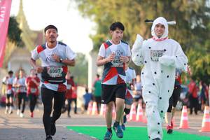 BIB: 6125, 601, 6997
                            <button type="button" onclick="openModal(6500969)" class="btn btn-primary btn-sm float-right btn-popup" data-toggle="modal" data-target=".modal-high-quality">
                        <i class="fas fa-shopping-cart"></i> Add to Cart
                    </button>
                                            <button type="button" onclick="isThisMe(6500969, true)" class="btn btn-success btn-sm float-right btn-popup btn-isme hidden" data-toggle="tooltip" data-placement="bottom" title="นี่คือรูปของคุณใช่ไหม คลิกที่นี่เพื่อเอาเข้าอัลบั้ม">
                        <i class="fas fa-plus"></i> Add to album
                    </button>
                    <button type="button" onclick="isThisMe(6500969, false)" class="btn btn-warning btn-sm float-right btn-popup btn-isnotme hidden">
                        <i class="fas fa-ban"></i> Remove from album
                    </button>