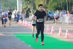 BIB: 6685, 632
                            <button type="button" onclick="openModal(6501899)" class="btn btn-primary btn-sm float-right btn-popup" data-toggle="modal" data-target=".modal-high-quality">
                        <i class="fas fa-shopping-cart"></i> Add to Cart
                    </button>
                                            <button type="button" onclick="isThisMe(6501899, true)" class="btn btn-success btn-sm float-right btn-popup btn-isme hidden" data-toggle="tooltip" data-placement="bottom" title="นี่คือรูปของคุณใช่ไหม คลิกที่นี่เพื่อเอาเข้าอัลบั้ม">
                        <i class="fas fa-plus"></i> Add to album
                    </button>
                    <button type="button" onclick="isThisMe(6501899, false)" class="btn btn-warning btn-sm float-right btn-popup btn-isnotme hidden">
                        <i class="fas fa-ban"></i> Remove from album
                    </button>