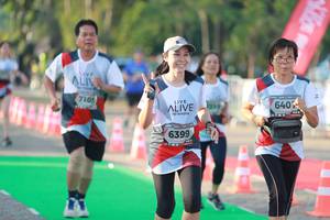 BIB: 7105, 640, 6399
                            <button type="button" onclick="openModal(6502028)" class="btn btn-primary btn-sm float-right btn-popup" data-toggle="modal" data-target=".modal-high-quality">
                        <i class="fas fa-shopping-cart"></i> Add to Cart
                    </button>
                                            <button type="button" onclick="isThisMe(6502028, true)" class="btn btn-success btn-sm float-right btn-popup btn-isme hidden" data-toggle="tooltip" data-placement="bottom" title="นี่คือรูปของคุณใช่ไหม คลิกที่นี่เพื่อเอาเข้าอัลบั้ม">
                        <i class="fas fa-plus"></i> Add to album
                    </button>
                    <button type="button" onclick="isThisMe(6502028, false)" class="btn btn-warning btn-sm float-right btn-popup btn-isnotme hidden">
                        <i class="fas fa-ban"></i> Remove from album
                    </button>