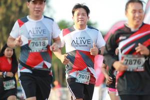 BIB: 7618, 7876, 7018, 669
                            <button type="button" onclick="openModal(6501312)" class="btn btn-primary btn-sm float-right btn-popup" data-toggle="modal" data-target=".modal-high-quality">
                        <i class="fas fa-shopping-cart"></i> Add to Cart
                    </button>
                                            <button type="button" onclick="isThisMe(6501312, true)" class="btn btn-success btn-sm float-right btn-popup btn-isme hidden" data-toggle="tooltip" data-placement="bottom" title="นี่คือรูปของคุณใช่ไหม คลิกที่นี่เพื่อเอาเข้าอัลบั้ม">
                        <i class="fas fa-plus"></i> Add to album
                    </button>
                    <button type="button" onclick="isThisMe(6501312, false)" class="btn btn-warning btn-sm float-right btn-popup btn-isnotme hidden">
                        <i class="fas fa-ban"></i> Remove from album
                    </button>