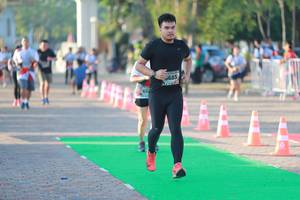 BIB: 685
                            <button type="button" onclick="openModal(6501898)" class="btn btn-primary btn-sm float-right btn-popup" data-toggle="modal" data-target=".modal-high-quality">
                        <i class="fas fa-shopping-cart"></i> Add to Cart
                    </button>
                                            <button type="button" onclick="isThisMe(6501898, true)" class="btn btn-success btn-sm float-right btn-popup btn-isme hidden" data-toggle="tooltip" data-placement="bottom" title="นี่คือรูปของคุณใช่ไหม คลิกที่นี่เพื่อเอาเข้าอัลบั้ม">
                        <i class="fas fa-plus"></i> Add to album
                    </button>
                    <button type="button" onclick="isThisMe(6501898, false)" class="btn btn-warning btn-sm float-right btn-popup btn-isnotme hidden">
                        <i class="fas fa-ban"></i> Remove from album
                    </button>