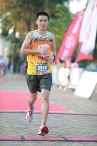 BIB: 2915
                            <button type="button" onclick="openModal(6493330)" class="btn btn-primary btn-sm float-right btn-popup" data-toggle="modal" data-target=".modal-high-quality">
                        <i class="fas fa-shopping-cart"></i> Add to Cart
                    </button>
                                            <button type="button" onclick="isThisMe(6493330, true)" class="btn btn-success btn-sm float-right btn-popup btn-isme hidden" data-toggle="tooltip" data-placement="bottom" title="นี่คือรูปของคุณใช่ไหม คลิกที่นี่เพื่อเอาเข้าอัลบั้ม">
                        <i class="fas fa-plus"></i> Add to album
                    </button>
                    <button type="button" onclick="isThisMe(6493330, false)" class="btn btn-warning btn-sm float-right btn-popup btn-isnotme hidden">
                        <i class="fas fa-ban"></i> Remove from album
                    </button>