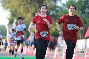 BIB: 6465, 6519
                            <button type="button" onclick="openModal(6500983)" class="btn btn-primary btn-sm float-right btn-popup" data-toggle="modal" data-target=".modal-high-quality">
                        <i class="fas fa-shopping-cart"></i> Add to Cart
                    </button>
                                            <button type="button" onclick="isThisMe(6500983, true)" class="btn btn-success btn-sm float-right btn-popup btn-isme hidden" data-toggle="tooltip" data-placement="bottom" title="นี่คือรูปของคุณใช่ไหม คลิกที่นี่เพื่อเอาเข้าอัลบั้ม">
                        <i class="fas fa-plus"></i> Add to album
                    </button>
                    <button type="button" onclick="isThisMe(6500983, false)" class="btn btn-warning btn-sm float-right btn-popup btn-isnotme hidden">
                        <i class="fas fa-ban"></i> Remove from album
                    </button>