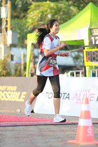 BIB: 315
                            <button type="button" onclick="openModal(6501215)" class="btn btn-primary btn-sm float-right btn-popup" data-toggle="modal" data-target=".modal-high-quality">
                        <i class="fas fa-shopping-cart"></i> Add to Cart
                    </button>
                                            <button type="button" onclick="isThisMe(6501215, true)" class="btn btn-success btn-sm float-right btn-popup btn-isme hidden" data-toggle="tooltip" data-placement="bottom" title="นี่คือรูปของคุณใช่ไหม คลิกที่นี่เพื่อเอาเข้าอัลบั้ม">
                        <i class="fas fa-plus"></i> Add to album
                    </button>
                    <button type="button" onclick="isThisMe(6501215, false)" class="btn btn-warning btn-sm float-right btn-popup btn-isnotme hidden">
                        <i class="fas fa-ban"></i> Remove from album
                    </button>