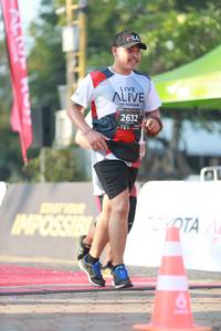 BIB: 2632
                            <button type="button" onclick="openModal(6503940)" class="btn btn-primary btn-sm float-right btn-popup" data-toggle="modal" data-target=".modal-high-quality">
                        <i class="fas fa-shopping-cart"></i> Add to Cart
                    </button>
                                            <button type="button" onclick="isThisMe(6503940, true)" class="btn btn-success btn-sm float-right btn-popup btn-isme hidden" data-toggle="tooltip" data-placement="bottom" title="นี่คือรูปของคุณใช่ไหม คลิกที่นี่เพื่อเอาเข้าอัลบั้ม">
                        <i class="fas fa-plus"></i> Add to album
                    </button>
                    <button type="button" onclick="isThisMe(6503940, false)" class="btn btn-warning btn-sm float-right btn-popup btn-isnotme hidden">
                        <i class="fas fa-ban"></i> Remove from album
                    </button>