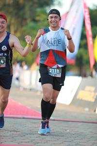 BIB: 128, 2111
                            <button type="button" onclick="openModal(6498380)" class="btn btn-primary btn-sm float-right btn-popup" data-toggle="modal" data-target=".modal-high-quality">
                        <i class="fas fa-shopping-cart"></i> Add to Cart
                    </button>
                                            <button type="button" onclick="isThisMe(6498380, true)" class="btn btn-success btn-sm float-right btn-popup btn-isme hidden" data-toggle="tooltip" data-placement="bottom" title="นี่คือรูปของคุณใช่ไหม คลิกที่นี่เพื่อเอาเข้าอัลบั้ม">
                        <i class="fas fa-plus"></i> Add to album
                    </button>
                    <button type="button" onclick="isThisMe(6498380, false)" class="btn btn-warning btn-sm float-right btn-popup btn-isnotme hidden">
                        <i class="fas fa-ban"></i> Remove from album
                    </button>