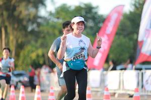 BIB: 5372
                            <button type="button" onclick="openModal(6500895)" class="btn btn-primary btn-sm float-right btn-popup" data-toggle="modal" data-target=".modal-high-quality">
                        <i class="fas fa-shopping-cart"></i> Add to Cart
                    </button>
                                            <button type="button" onclick="isThisMe(6500895, true)" class="btn btn-success btn-sm float-right btn-popup btn-isme hidden" data-toggle="tooltip" data-placement="bottom" title="นี่คือรูปของคุณใช่ไหม คลิกที่นี่เพื่อเอาเข้าอัลบั้ม">
                        <i class="fas fa-plus"></i> Add to album
                    </button>
                    <button type="button" onclick="isThisMe(6500895, false)" class="btn btn-warning btn-sm float-right btn-popup btn-isnotme hidden">
                        <i class="fas fa-ban"></i> Remove from album
                    </button>