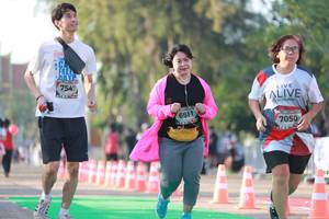 BIB: 7547, 6911, 050
                            <button type="button" onclick="openModal(6504045)" class="btn btn-primary btn-sm float-right btn-popup" data-toggle="modal" data-target=".modal-high-quality">
                        <i class="fas fa-shopping-cart"></i> Add to Cart
                    </button>
                                            <button type="button" onclick="isThisMe(6504045, true)" class="btn btn-success btn-sm float-right btn-popup btn-isme hidden" data-toggle="tooltip" data-placement="bottom" title="นี่คือรูปของคุณใช่ไหม คลิกที่นี่เพื่อเอาเข้าอัลบั้ม">
                        <i class="fas fa-plus"></i> Add to album
                    </button>
                    <button type="button" onclick="isThisMe(6504045, false)" class="btn btn-warning btn-sm float-right btn-popup btn-isnotme hidden">
                        <i class="fas fa-ban"></i> Remove from album
                    </button>