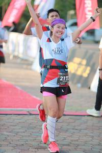 BIB: 217
                            <button type="button" onclick="openModal(6500134)" class="btn btn-primary btn-sm float-right btn-popup" data-toggle="modal" data-target=".modal-high-quality">
                        <i class="fas fa-shopping-cart"></i> Add to Cart
                    </button>
                                            <button type="button" onclick="isThisMe(6500134, true)" class="btn btn-success btn-sm float-right btn-popup btn-isme hidden" data-toggle="tooltip" data-placement="bottom" title="นี่คือรูปของคุณใช่ไหม คลิกที่นี่เพื่อเอาเข้าอัลบั้ม">
                        <i class="fas fa-plus"></i> Add to album
                    </button>
                    <button type="button" onclick="isThisMe(6500134, false)" class="btn btn-warning btn-sm float-right btn-popup btn-isnotme hidden">
                        <i class="fas fa-ban"></i> Remove from album
                    </button>