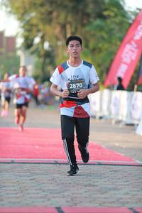 BIB: 2870
                            <button type="button" onclick="openModal(6499765)" class="btn btn-primary btn-sm float-right btn-popup" data-toggle="modal" data-target=".modal-high-quality">
                        <i class="fas fa-shopping-cart"></i> Add to Cart
                    </button>
                                            <button type="button" onclick="isThisMe(6499765, true)" class="btn btn-success btn-sm float-right btn-popup btn-isme hidden" data-toggle="tooltip" data-placement="bottom" title="นี่คือรูปของคุณใช่ไหม คลิกที่นี่เพื่อเอาเข้าอัลบั้ม">
                        <i class="fas fa-plus"></i> Add to album
                    </button>
                    <button type="button" onclick="isThisMe(6499765, false)" class="btn btn-warning btn-sm float-right btn-popup btn-isnotme hidden">
                        <i class="fas fa-ban"></i> Remove from album
                    </button>