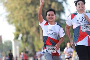 BIB: 7096, 6905
                            <button type="button" onclick="openModal(6503426)" class="btn btn-primary btn-sm float-right btn-popup" data-toggle="modal" data-target=".modal-high-quality">
                        <i class="fas fa-shopping-cart"></i> Add to Cart
                    </button>
                                            <button type="button" onclick="isThisMe(6503426, true)" class="btn btn-success btn-sm float-right btn-popup btn-isme hidden" data-toggle="tooltip" data-placement="bottom" title="นี่คือรูปของคุณใช่ไหม คลิกที่นี่เพื่อเอาเข้าอัลบั้ม">
                        <i class="fas fa-plus"></i> Add to album
                    </button>
                    <button type="button" onclick="isThisMe(6503426, false)" class="btn btn-warning btn-sm float-right btn-popup btn-isnotme hidden">
                        <i class="fas fa-ban"></i> Remove from album
                    </button>