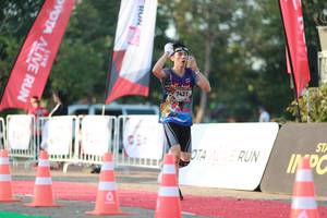 BIB: 7421
                            <button type="button" onclick="openModal(6501020)" class="btn btn-primary btn-sm float-right btn-popup" data-toggle="modal" data-target=".modal-high-quality">
                        <i class="fas fa-shopping-cart"></i> Add to Cart
                    </button>
                                            <button type="button" onclick="isThisMe(6501020, true)" class="btn btn-success btn-sm float-right btn-popup btn-isme hidden" data-toggle="tooltip" data-placement="bottom" title="นี่คือรูปของคุณใช่ไหม คลิกที่นี่เพื่อเอาเข้าอัลบั้ม">
                        <i class="fas fa-plus"></i> Add to album
                    </button>
                    <button type="button" onclick="isThisMe(6501020, false)" class="btn btn-warning btn-sm float-right btn-popup btn-isnotme hidden">
                        <i class="fas fa-ban"></i> Remove from album
                    </button>