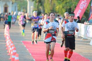 BIB: 3034, 2209
                            <button type="button" onclick="openModal(6500193)" class="btn btn-primary btn-sm float-right btn-popup" data-toggle="modal" data-target=".modal-high-quality">
                        <i class="fas fa-shopping-cart"></i> Add to Cart
                    </button>
                                            <button type="button" onclick="isThisMe(6500193, true)" class="btn btn-success btn-sm float-right btn-popup btn-isme hidden" data-toggle="tooltip" data-placement="bottom" title="นี่คือรูปของคุณใช่ไหม คลิกที่นี่เพื่อเอาเข้าอัลบั้ม">
                        <i class="fas fa-plus"></i> Add to album
                    </button>
                    <button type="button" onclick="isThisMe(6500193, false)" class="btn btn-warning btn-sm float-right btn-popup btn-isnotme hidden">
                        <i class="fas fa-ban"></i> Remove from album
                    </button>