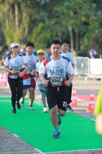 BIB: 460, 6242
                            <button type="button" onclick="openModal(6502063)" class="btn btn-primary btn-sm float-right btn-popup" data-toggle="modal" data-target=".modal-high-quality">
                        <i class="fas fa-shopping-cart"></i> Add to Cart
                    </button>
                                            <button type="button" onclick="isThisMe(6502063, true)" class="btn btn-success btn-sm float-right btn-popup btn-isme hidden" data-toggle="tooltip" data-placement="bottom" title="นี่คือรูปของคุณใช่ไหม คลิกที่นี่เพื่อเอาเข้าอัลบั้ม">
                        <i class="fas fa-plus"></i> Add to album
                    </button>
                    <button type="button" onclick="isThisMe(6502063, false)" class="btn btn-warning btn-sm float-right btn-popup btn-isnotme hidden">
                        <i class="fas fa-ban"></i> Remove from album
                    </button>