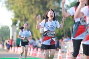 BIB: 7322
                            <button type="button" onclick="openModal(6501716)" class="btn btn-primary btn-sm float-right btn-popup" data-toggle="modal" data-target=".modal-high-quality">
                        <i class="fas fa-shopping-cart"></i> Add to Cart
                    </button>
                                            <button type="button" onclick="isThisMe(6501716, true)" class="btn btn-success btn-sm float-right btn-popup btn-isme hidden" data-toggle="tooltip" data-placement="bottom" title="นี่คือรูปของคุณใช่ไหม คลิกที่นี่เพื่อเอาเข้าอัลบั้ม">
                        <i class="fas fa-plus"></i> Add to album
                    </button>
                    <button type="button" onclick="isThisMe(6501716, false)" class="btn btn-warning btn-sm float-right btn-popup btn-isnotme hidden">
                        <i class="fas fa-ban"></i> Remove from album
                    </button>